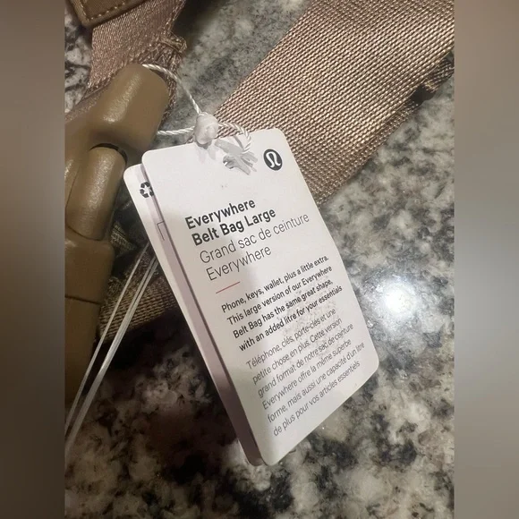 Lululemon Large Crossbody Belt Bag NWT - Picture 10 of 10